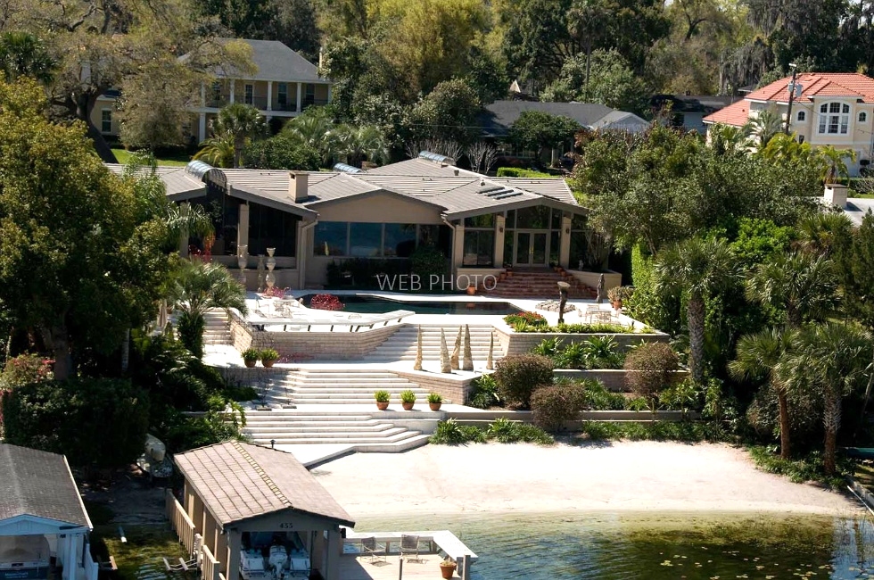 Lakeside Photos by Mike McDonnell Photography Red Dog Helicopters 