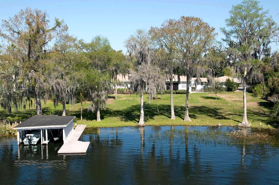 Lakeside Photos by Mike McDonnell Photography Red Dog Helicopters 